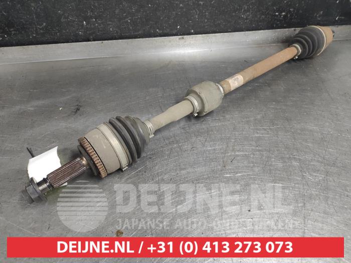 Gebruikte Steekas rechts-voor Kia Rio III (UB) 1.1 CRDi VGT 12V Prijs € 40,00 Margeregeling aangeboden door V.Deijne Jap.Auto-onderdelen BV