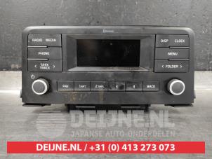 Gebruikte Radio Kia Picanto (JA) 1.0 12V Prijs € 30,00 Margeregeling aangeboden door V.Deijne Jap.Auto-onderdelen BV