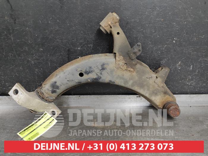Subaru Forester Draagarm onder rechts-voor O552216