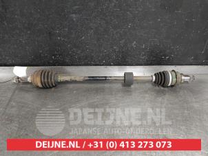 Gebruikte Homokineetas rechts-voor Daihatsu Cuore (L251/271/276) 1.0 12V DVVT Prijs € 40,00 Margeregeling aangeboden door V.Deijne Jap.Auto-onderdelen BV