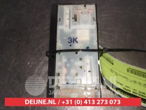 Nissan Note Multi-functional window switch O552514 photo 2