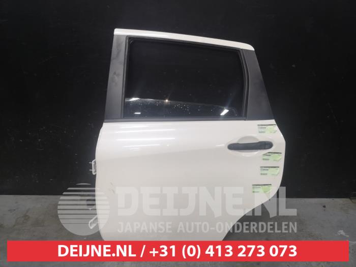 Nissan Note Portier 4Deurs links-achter O552518