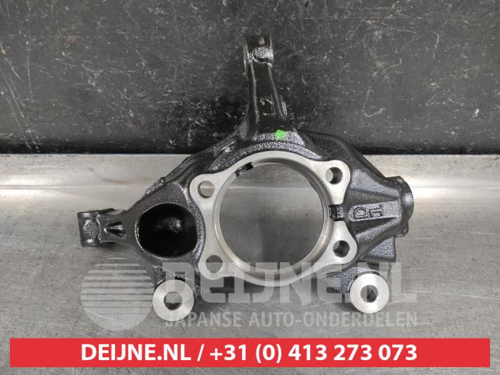 Mazda CX-3 Achsschenkel links vorne O552565