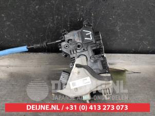 Kia Ceed Door lock mechanism 4-door, front left O552599 photo 3