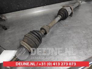 Gebruikte Steekas rechts-voor Toyota Avensis Wagon (T27) 2.2 16V D-4D-F 150 Prijs € 75,00 Margeregeling aangeboden door V.Deijne Jap.Auto-onderdelen BV