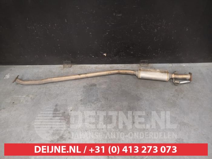 Gebruikte Uitlaat Middendemper Kia Carens I (FC/FJ) 2.0 CRDI 16V Prijs € 35,00 Margeregeling aangeboden door V.Deijne Jap.Auto-onderdelen BV
