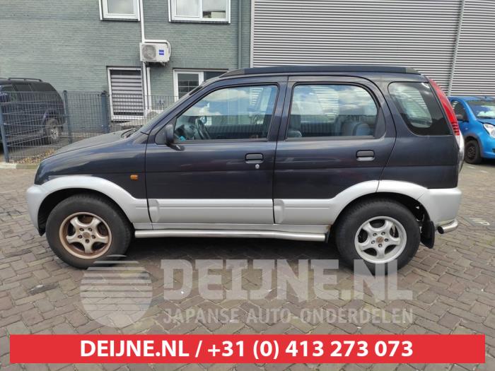 Daihatsu Terios Extra window 4-door, left O552861