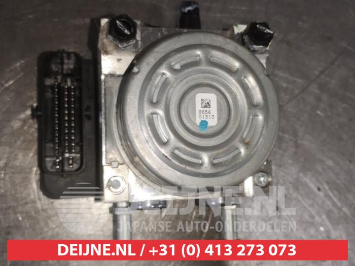 Gebruikte ABS Pomp Kia Picanto (JA) 1.0 12V Prijs € 50,00 Margeregeling aangeboden door V.Deijne Jap.Auto-onderdelen BV