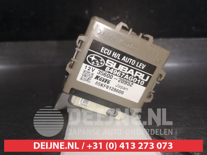 Subaru Legacy Computer Verlichting O553162