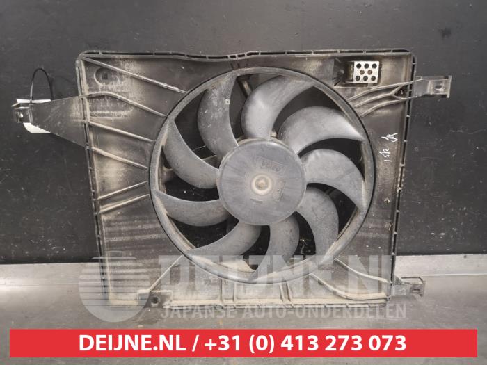 Nissan Qashqai Kühlgebläse O553286