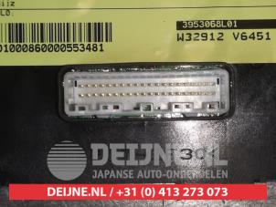 Suzuki Swift Modul Climatronic O553481 foto 2