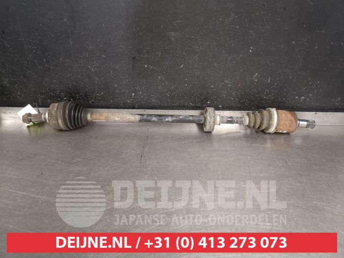 Gebruikte Steekas rechts-voor Honda Jazz (GD/GE2/GE3) 1.2 i-DSi Prijs € 25,00 Margeregeling aangeboden door V.Deijne Jap.Auto-onderdelen BV