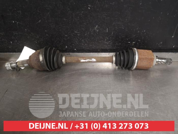 Nissan Juke Front drive shaft, left O553732