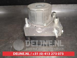 Nissan X-Trail ABS pump O553889 photo 3