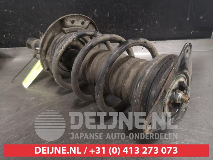 Nissan X-Trail Stoßdämpferstrebe links vorne O553934