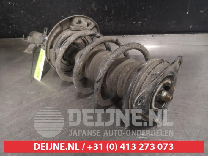 Nissan X-Trail Stoßdämpferstrebe rechts vorne O553935