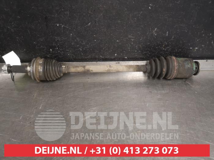 Steekas links-voor van een Subaru Impreza II Plus (GG) 2.0 GX 4x4 2003