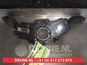 Kia Stonic Steering column stalk O554269 photo 2