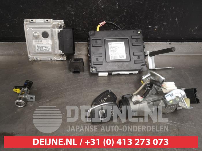 Hyundai I10 Engine management computer O554316
