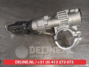 Hyundai I10 Ignition lock + key O554317 photo 3
