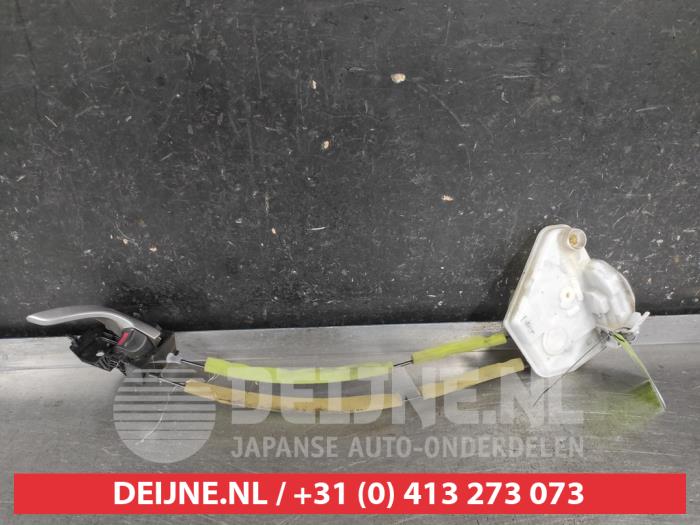 Mazda 3 Deurslot Mechaniek 4Deurs links-voor O554367