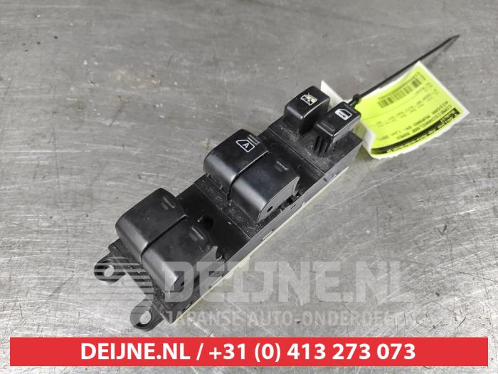 Nissan Murano Multi-functional window switch O554462