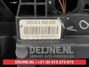 Chevrolet Cruze Automatic gear selector O554625 photo 4
