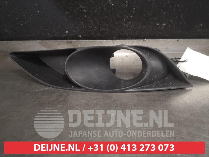 Toyota Auris Bumper Rooster O554936