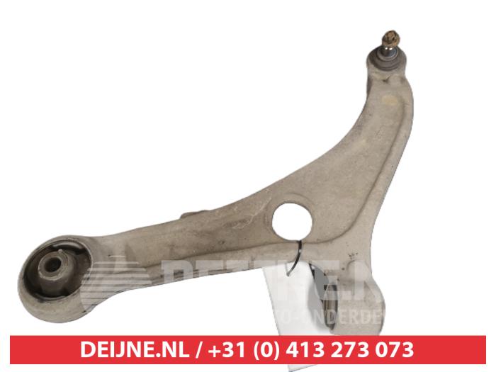 Hyundai I40 Draagarm onder links-voor O555050