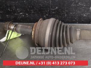 Toyota Prius Plus Front drive shaft, right O555240 photo 2