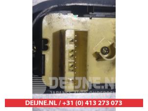 Honda CRX Combischakelaar ramen O312113 foto 4
