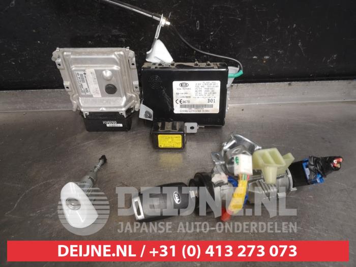 Kia Pro Ceed Computer Motormanagement O555391