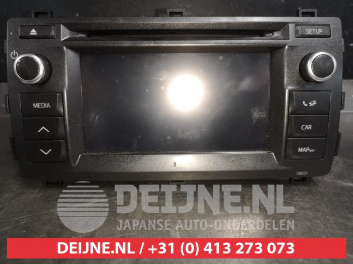 Toyota Auris Radio O555423