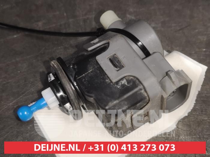 Nissan Navara Koplampmotor O555512