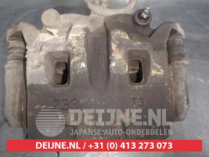 Nissan Navara Bremszange rechts vorne O555526 foto 2
