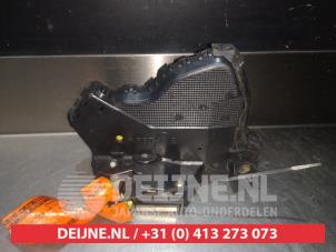 Toyota Landcruiser Door lock mechanism 4-door, front left O279898 photo 3