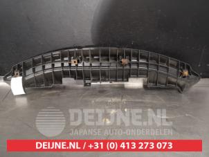Mazda 6 Bumper onderplaat O555567 foto 2