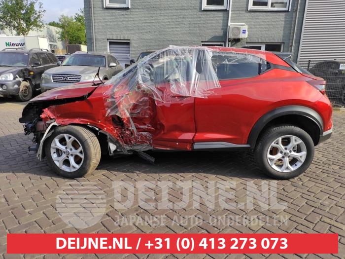 Nissan Juke Türscheibe 4-türig links hinten O555579