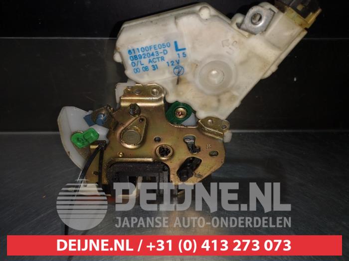 Subaru Impreza Deurslot Mechaniek 4Deurs links-achter O280176