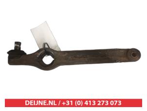 Suzuki Alto Querlenker unten links vorne O555641 foto 2