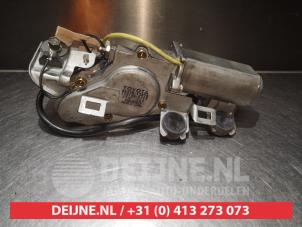 Toyota Corolla Scheibenwischermotor hinten O301402 foto 2
