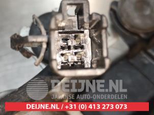 Toyota Corolla Scheibenwischermotor hinten O301399 foto 4