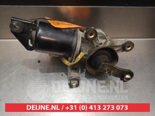 Subaru Impreza Front wiper motor O348744 photo 2