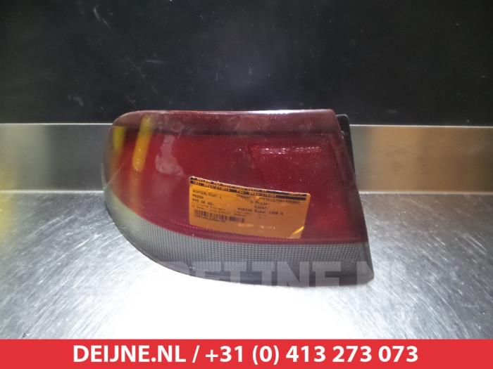 Mazda 626 Rücklicht links O297408