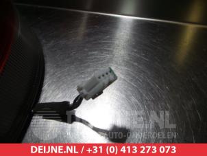 Mazda 626 Rücklicht links O297406 foto 3