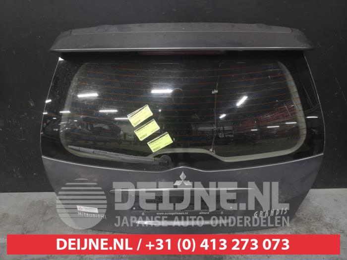 Mitsubishi Grandis Heckklappe O555804