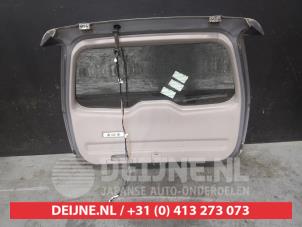 Mitsubishi Grandis Heckklappe O555804 foto 2