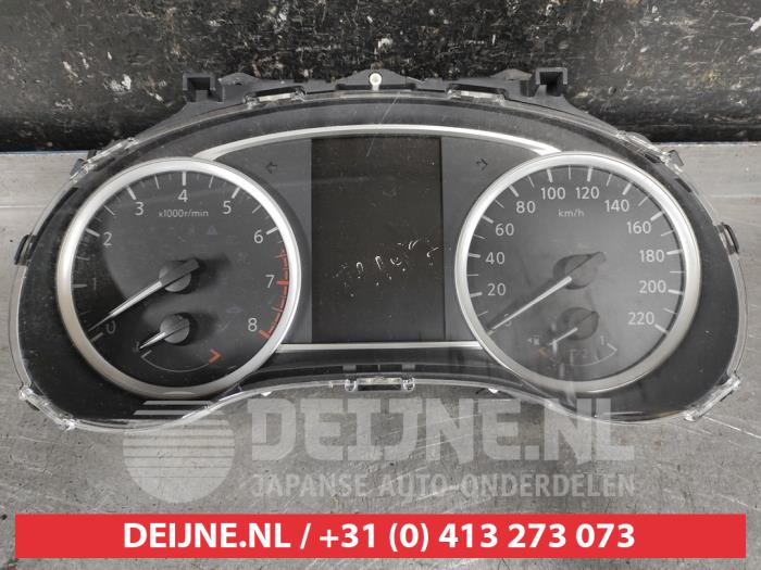 Nissan Micra Kilometerteller KM O555886