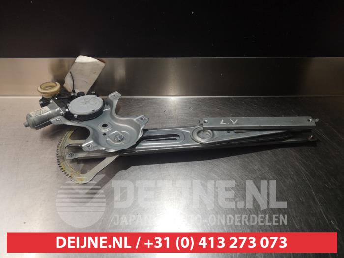 Toyota Auris Ruitmechaniek 2Deurs links-voor O275472