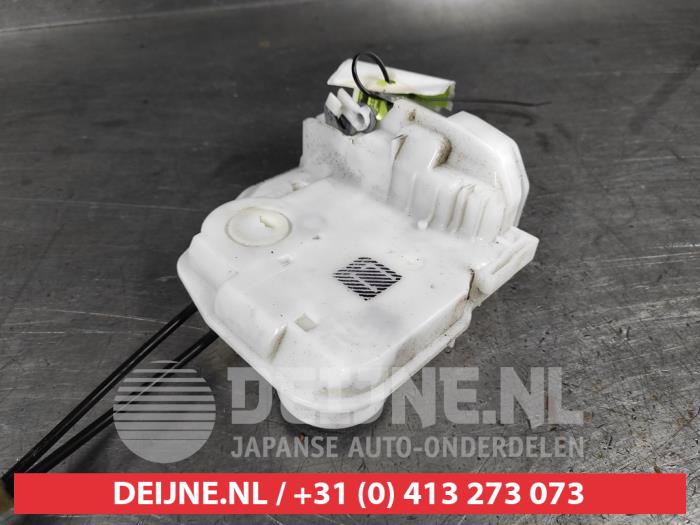 Mitsubishi Outlander Deurslot Mechaniek 4Deurs rechts-voor O555905